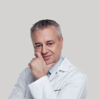 Zdjęcie portretowe dr n. med. Radosława Różyckiego